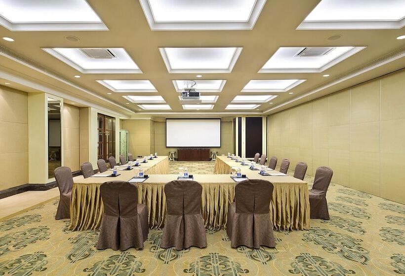 Hotel Crowne Plaza Resort Sanya Bay, An Ihg