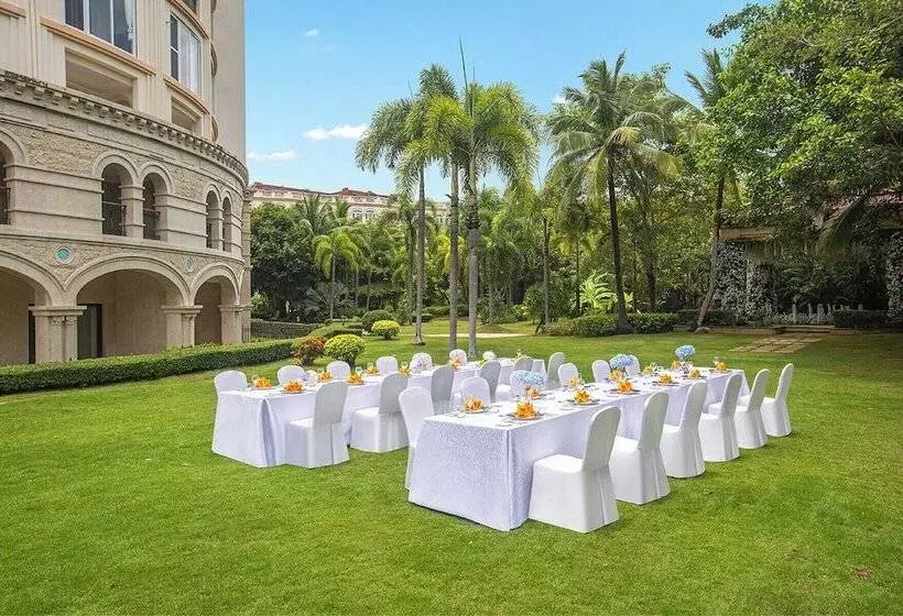 هتل Crowne Plaza Resort Sanya Bay, An Ihg