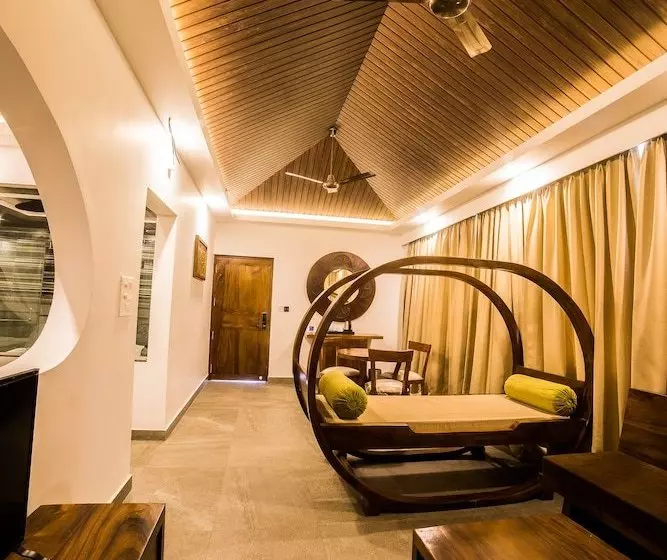 Hotel Deep Woods Resort