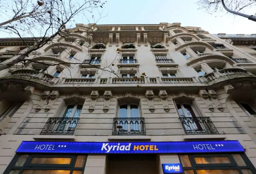 هتل Kyriad Paris 18  Porte De Clignancourt  Montmartre