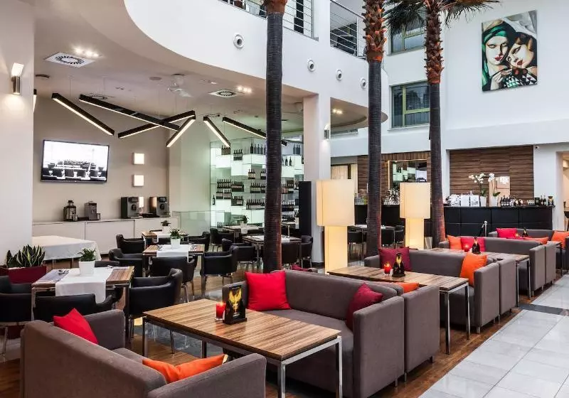 هتل Moderno Poznań