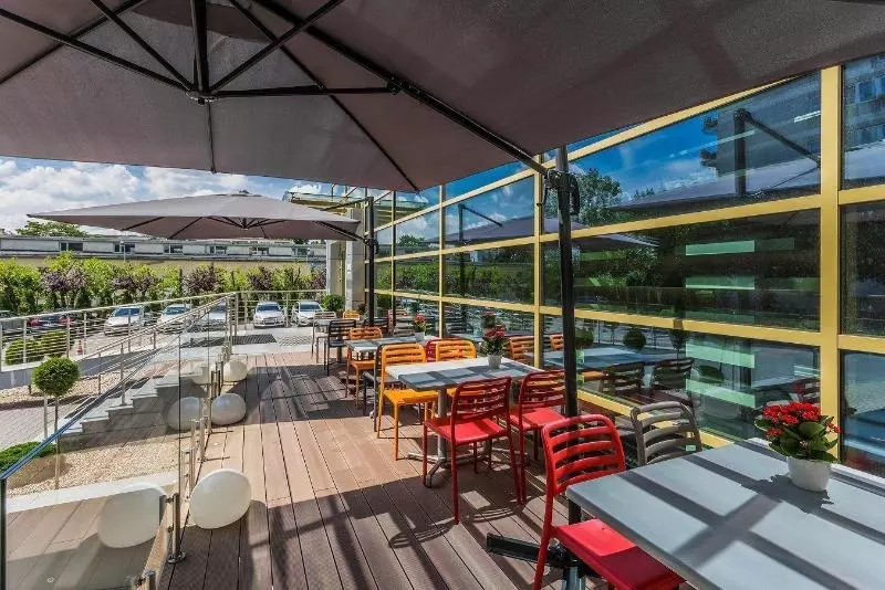 هتل Moderno Poznań