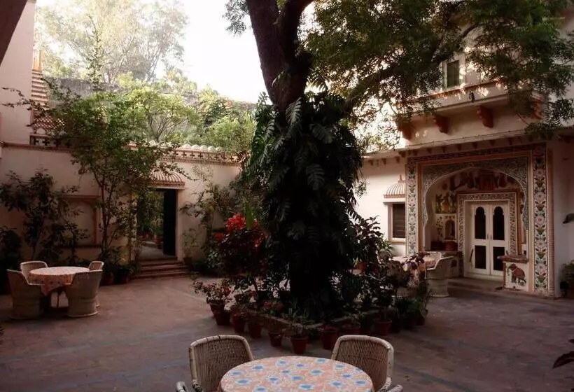 ホテル Palkiya Haveli   Heritage