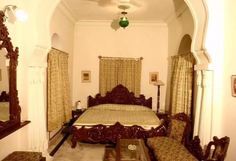 ホテル Palkiya Haveli   Heritage