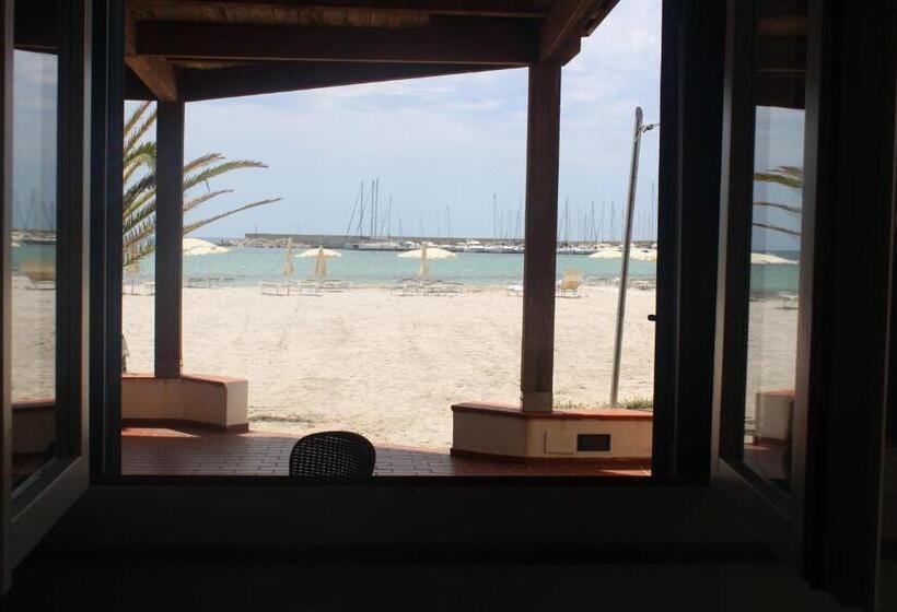酒店 Vel Marì Rooms On The Beach