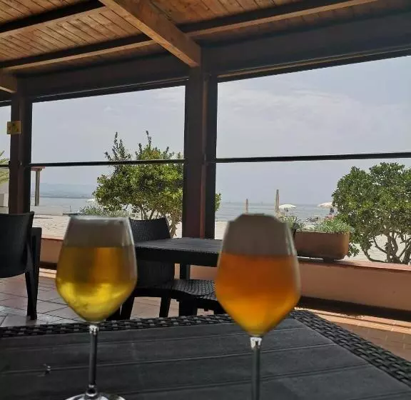 Hotelli Vel Marì   Rooms On The Beach