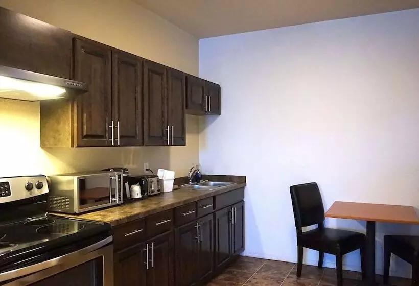 Мотель High Point Inn & Suites Peace River