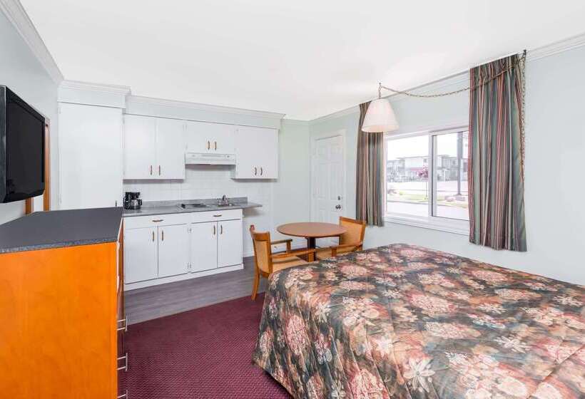 Мотель Knights Inn Arnprior