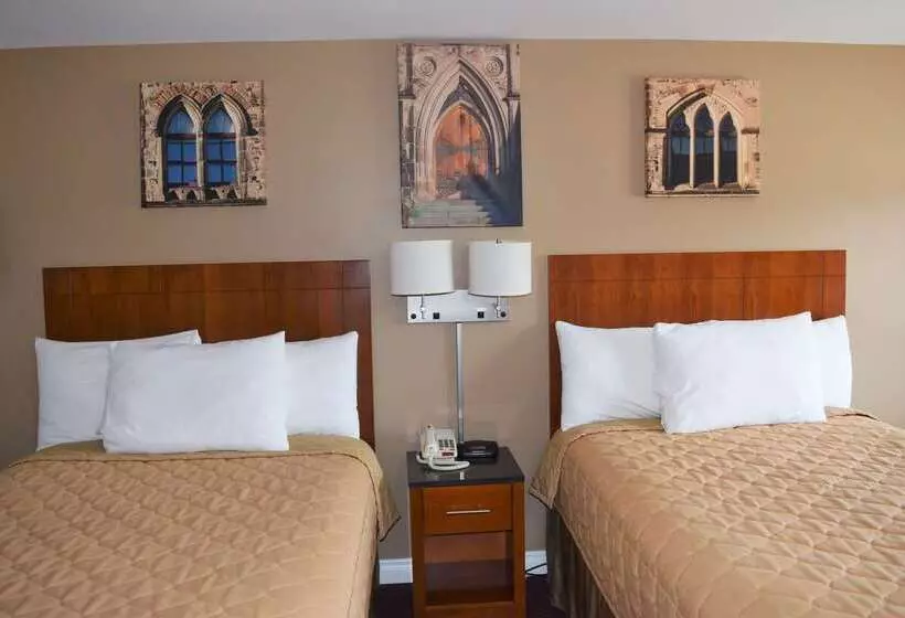 모텔 Knights Inn Arnprior