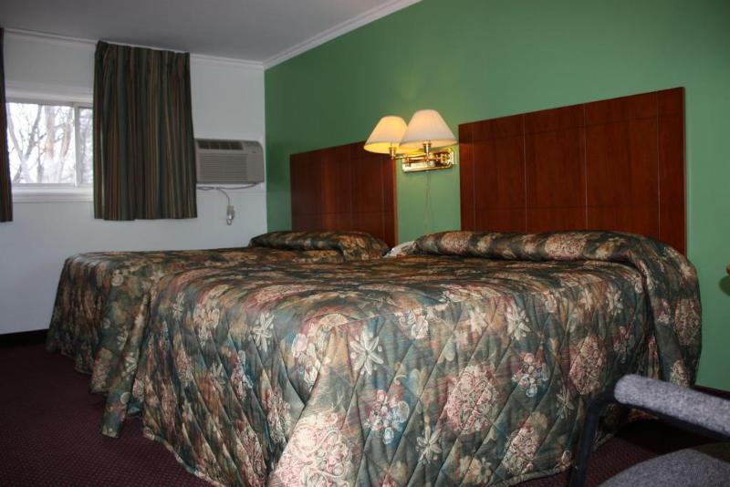 Мотель Knights Inn Arnprior