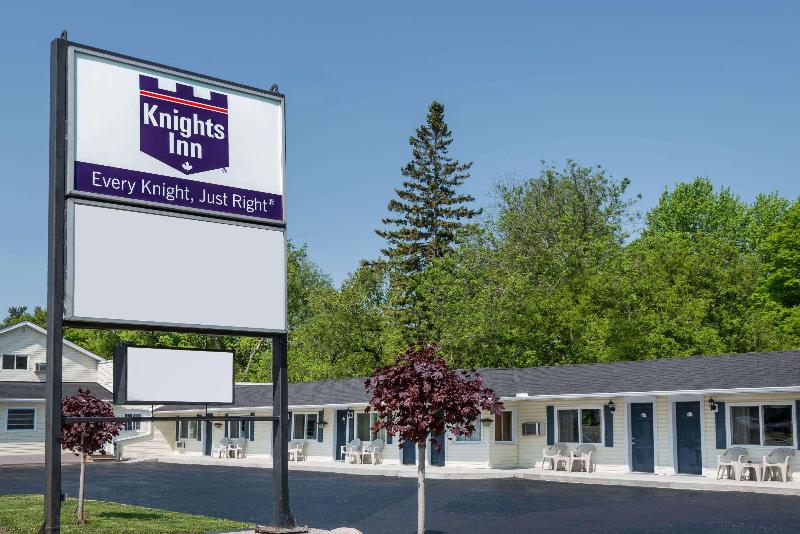 Мотель Knights Inn Arnprior