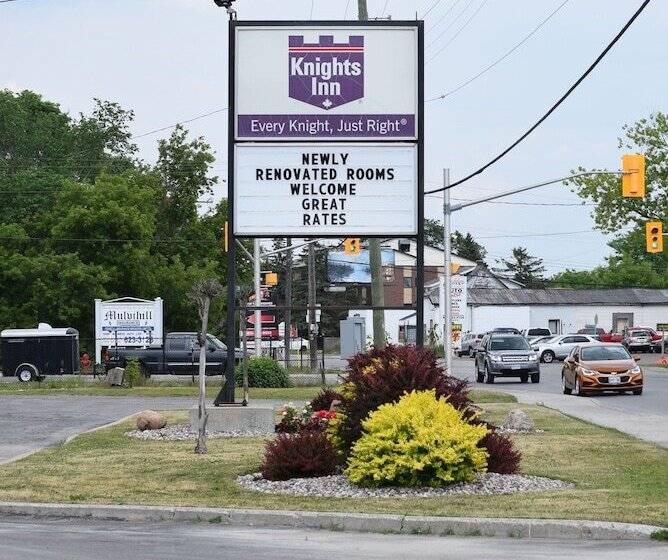 Мотель Knights Inn Arnprior