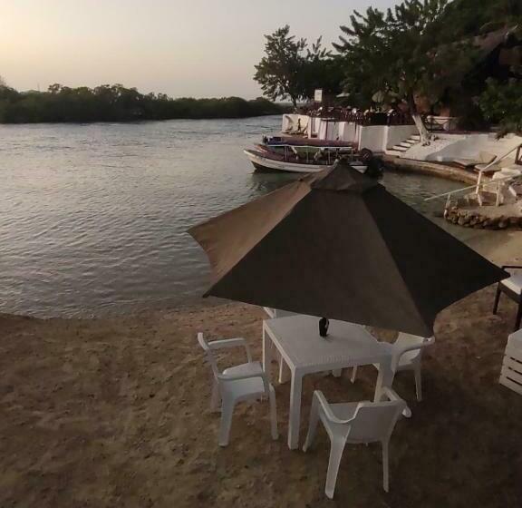 تختخواب و صبحانه Paraiso Real