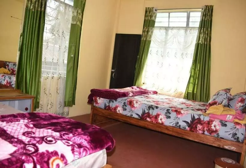 Aamiaismajoitus (B&B) Pt Khongknaw Guest House