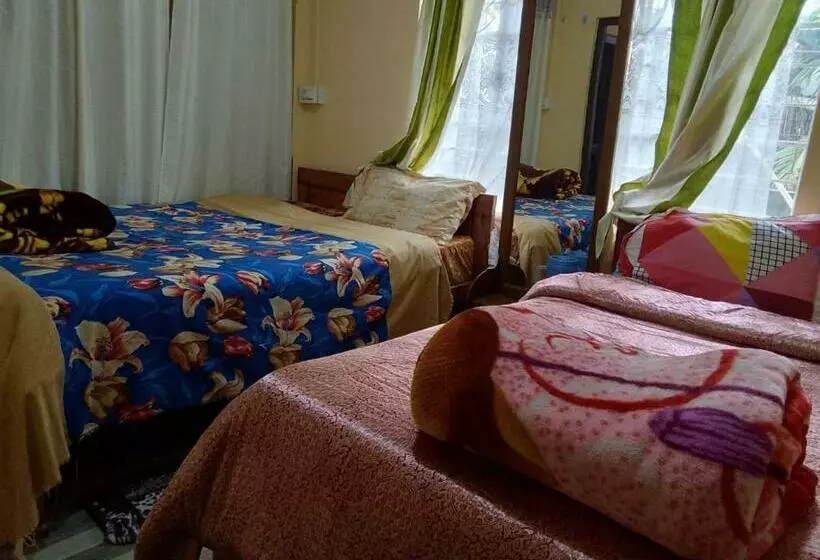 Aamiaismajoitus (B&B) Pt Khongknaw Guest House