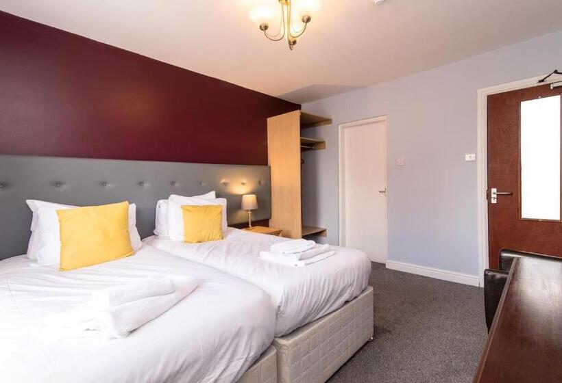 هتل The Linden Leaf Rooms