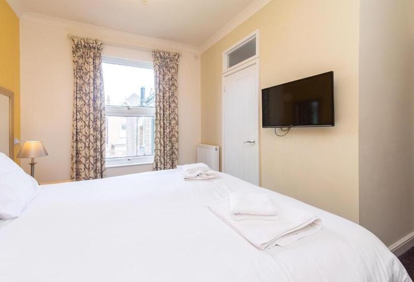 هتل The Linden Leaf Rooms