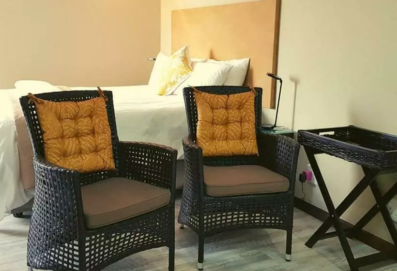 Majatalo Vista Views