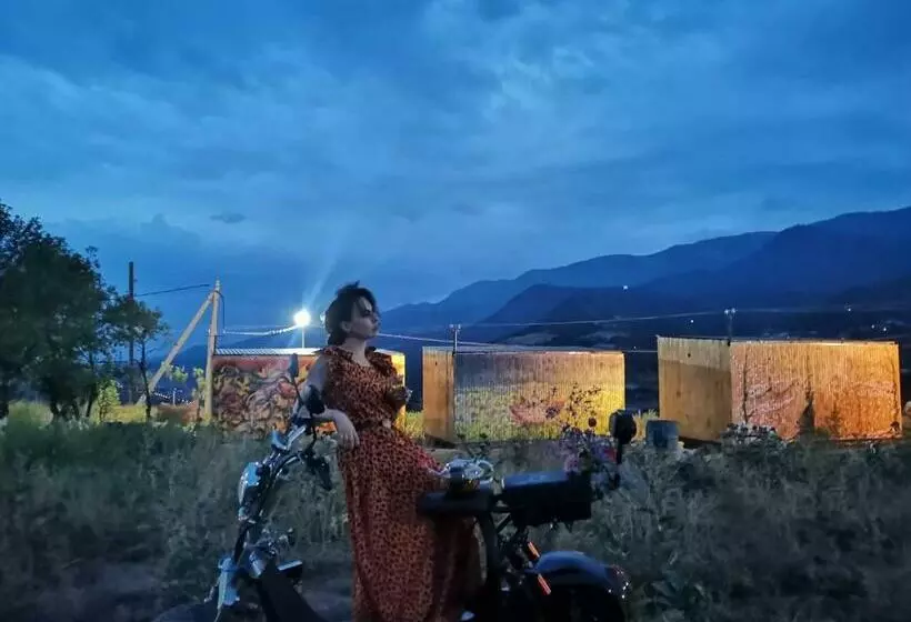 Aamiaismajoitus (B&B) Tevra Hotel, Top Of The Mountain, Camping, Nature, Ijevan, Dilijan