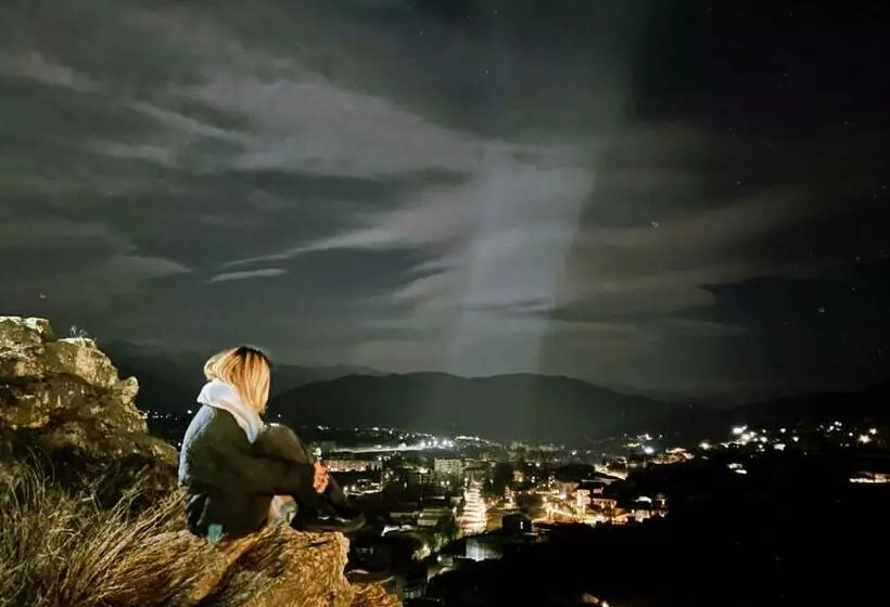 Aamiaismajoitus (B&B) Tevra Hotel, Top Of The Mountain, Camping, Nature, Ijevan, Dilijan