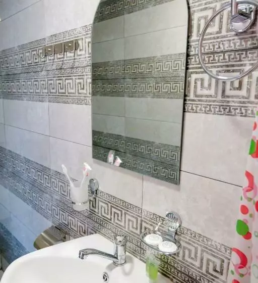 Aamiaismajoitus (B&B) Tevra Hotel, Top Of The Mountain, Camping, Nature, Ijevan, Dilijan