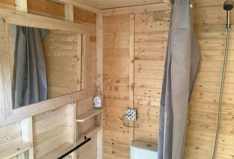 ベッドアンドブレックファースト Vigo Retreat Cabin 1