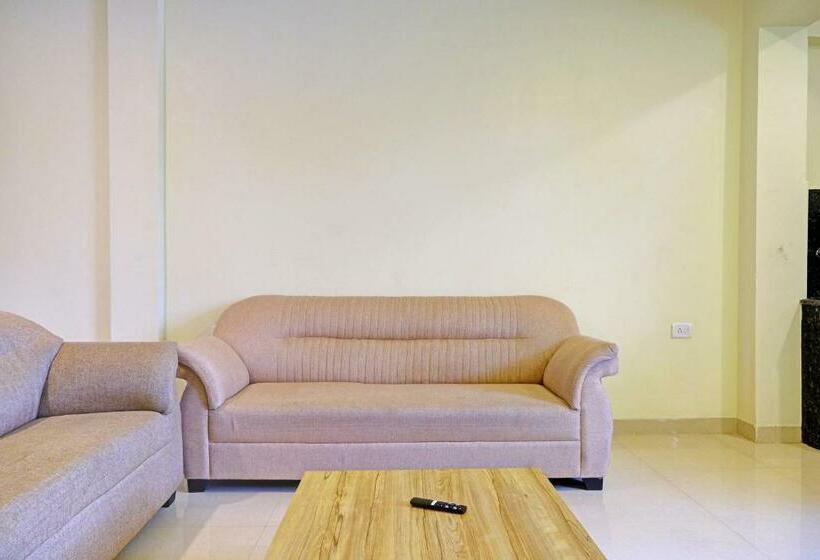 Hotelli Oyo 87455 Soleil