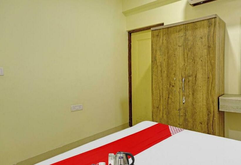 Hotelli Oyo 87455 Soleil