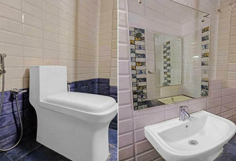 Hotelli Oyo 87455 Soleil