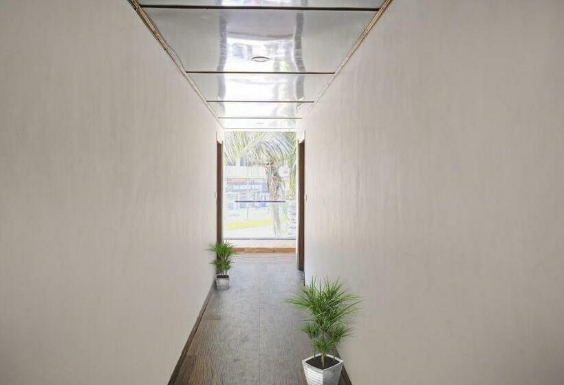 Hotelli Oyo 87455 Soleil