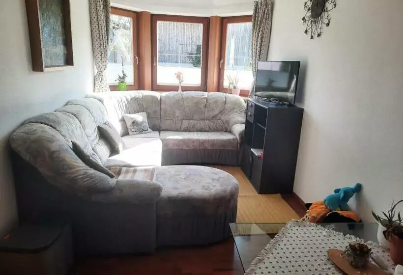 هتل Veitnhof Vomperberg