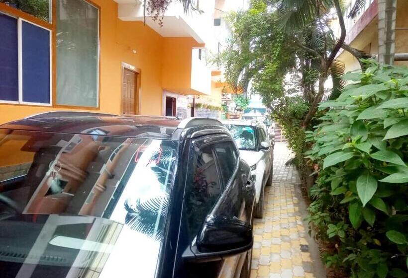 پانسیون The Palm Suites , Incredible North East Tourism , Couples & Family