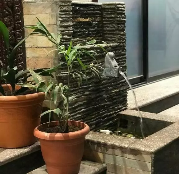 هتل Millennium Blue