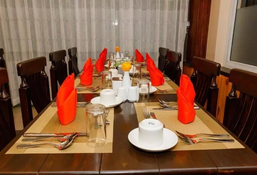 هتل Millennium Blue