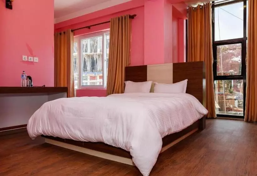 هتل Millennium Blue