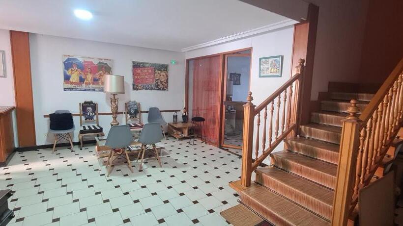 פנסיון Hostal El Molino