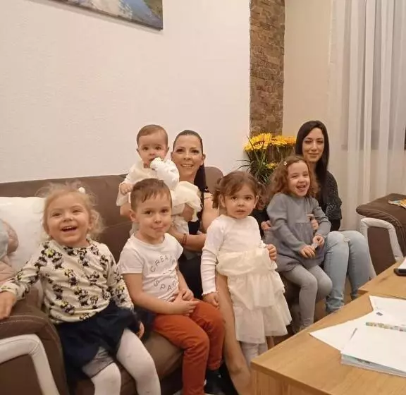 هتل семеен хотел при вергил