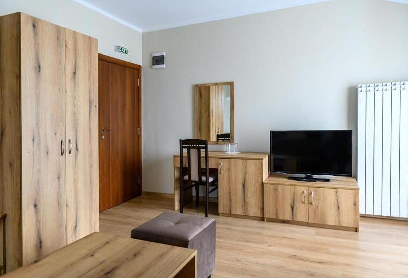 Hotell семеен хотел при вергил