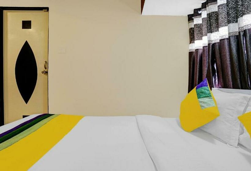 Hotel Amber Corp Inn, Near Nesco Exhibition Center