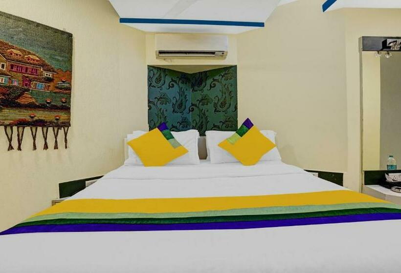 Hotel Amber Corp Inn, Near Nesco Exhibition Center