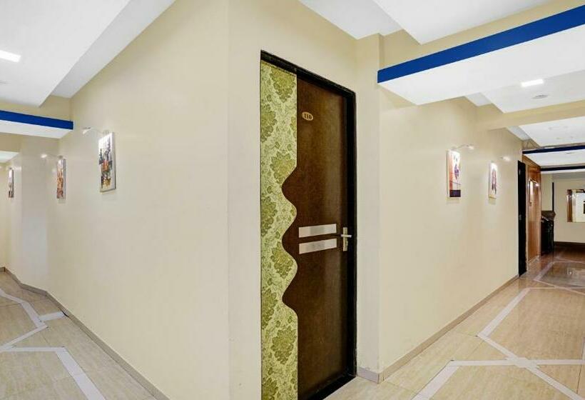 Hotel Amber Corp Inn, Near Nesco Exhibition Center