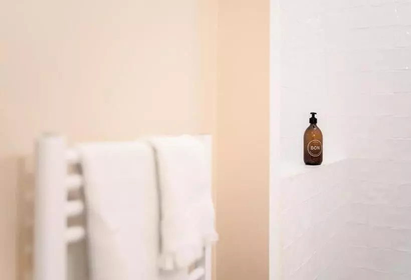 Aamiaismajoitus (B&B) La Nuit & Le Jour