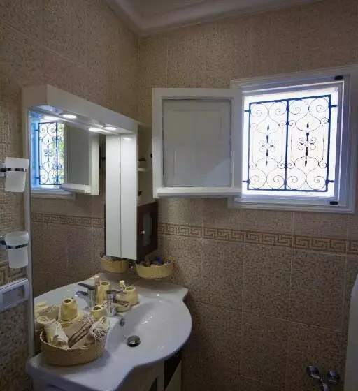 Aamiaismajoitus (B&B) Villa Calma   Vue Mer