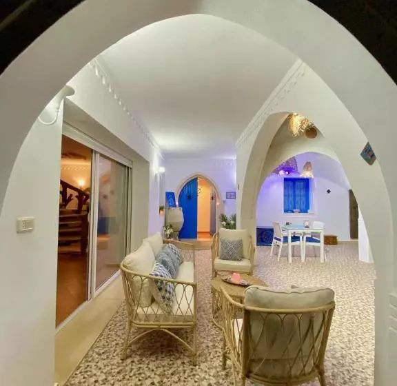 Aamiaismajoitus (B&B) Villa Calma   Vue Mer