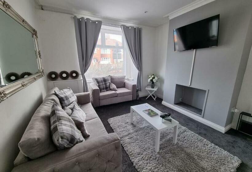 בית מלון כפרי 264 The Hungerford