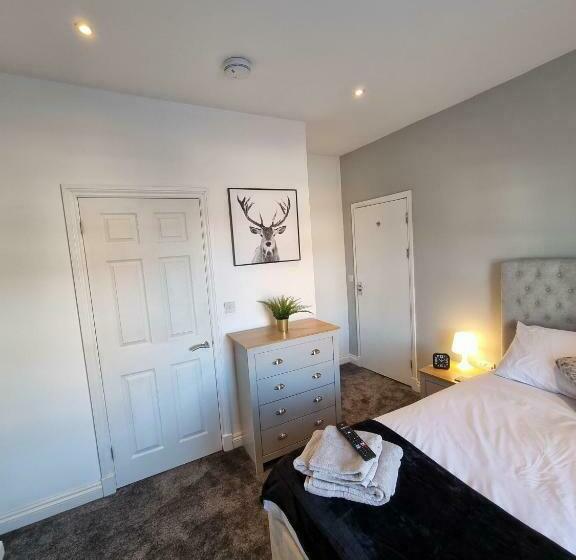 בית מלון כפרי 264 The Hungerford