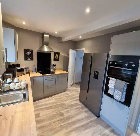 هتل 264 The Hungerford