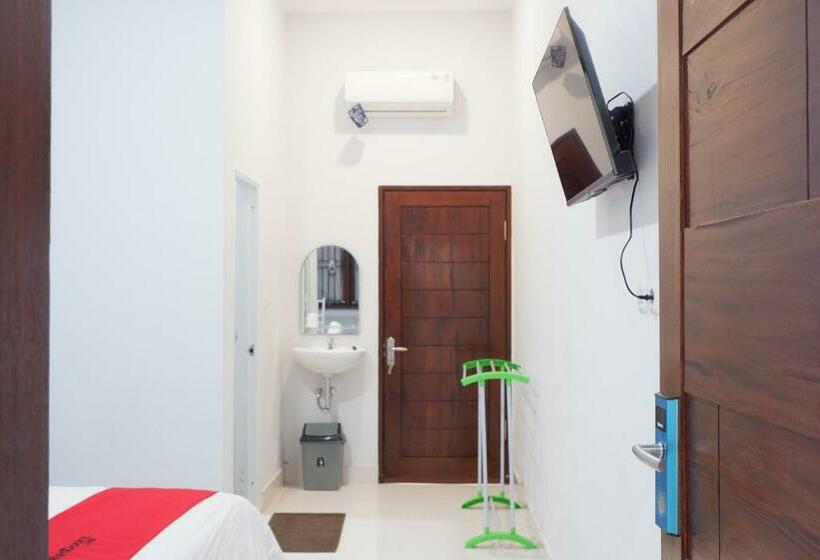 فندق Reddoorz Syariah Near Tanjung Karang Beach Mataram