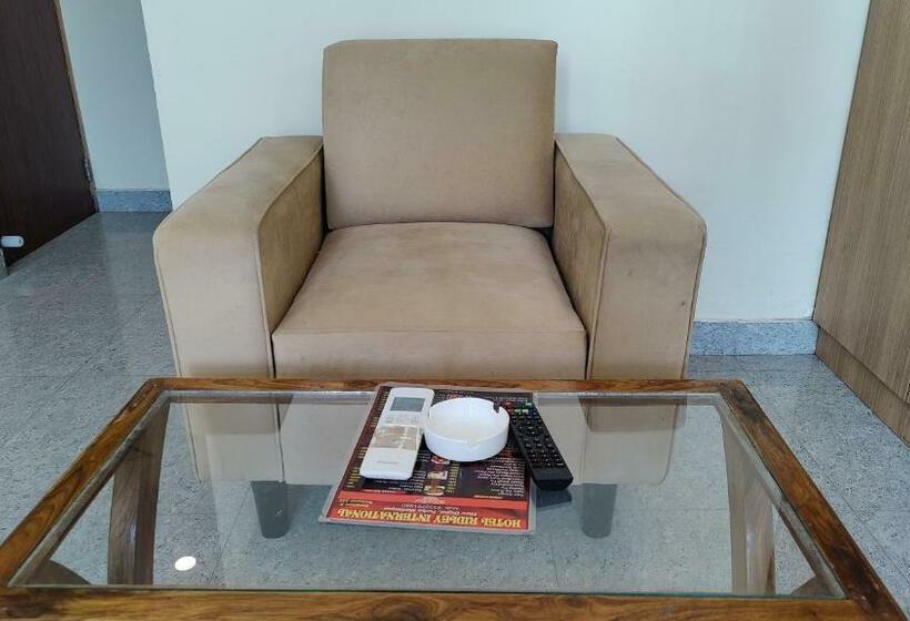 בית מלון כפרי Ridley International