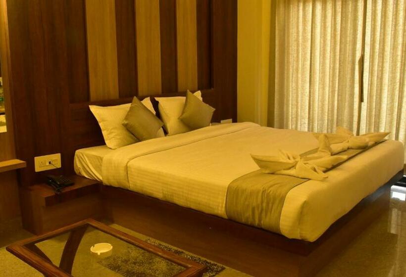 בית מלון כפרי Ridley International